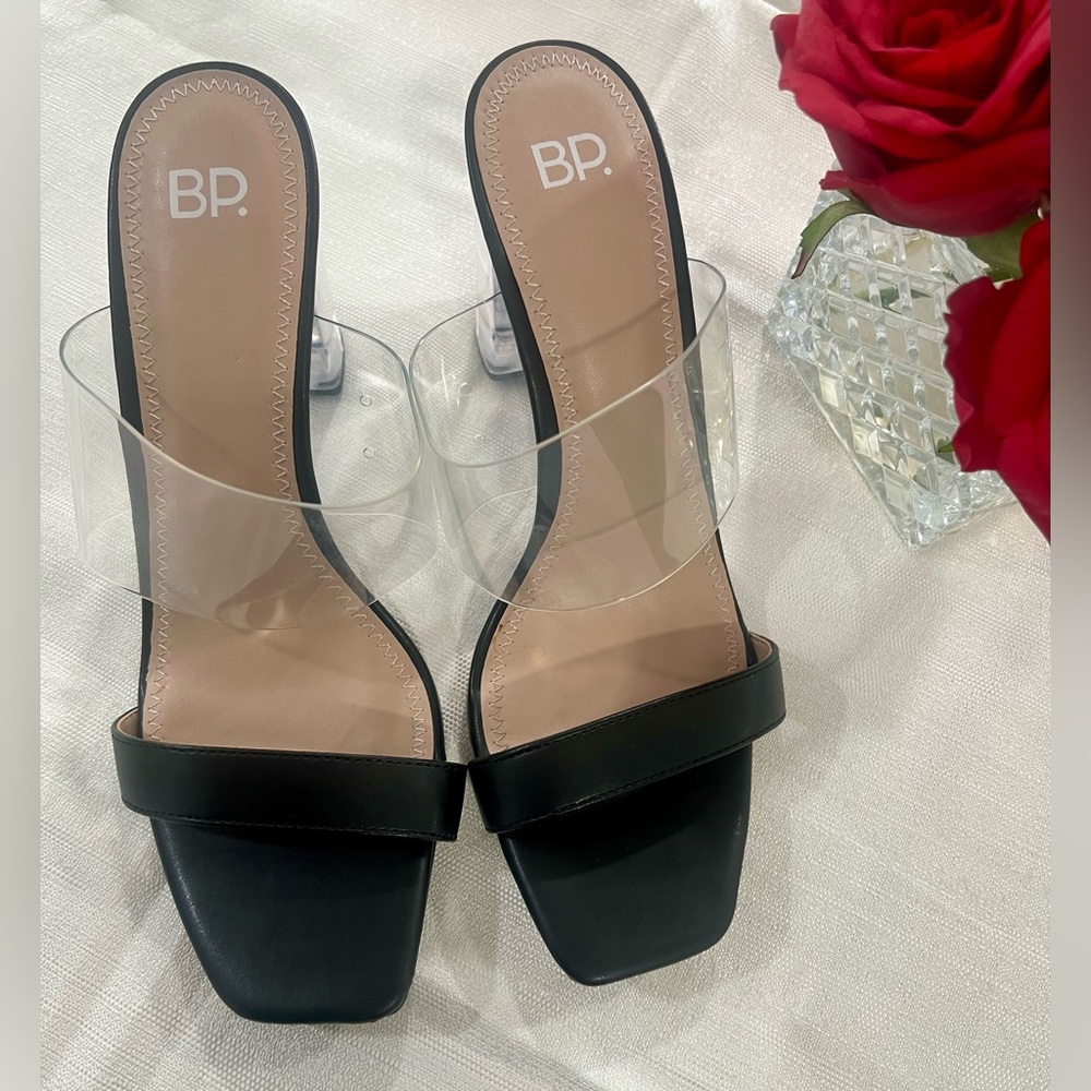 New BPNaomi Clear strap Block Heel Sandals Black Faux Leather Women’s size 8.5 M